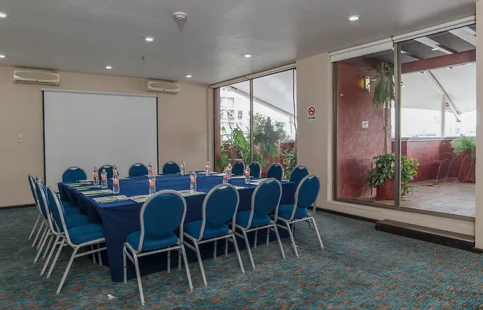 Hotel & Zona Reforma By Ihg